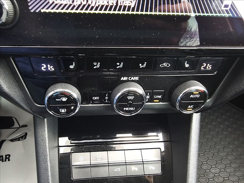 Škoda Octavia III 2,0TDi STYLE EXTRA + - fotka 25 z 50