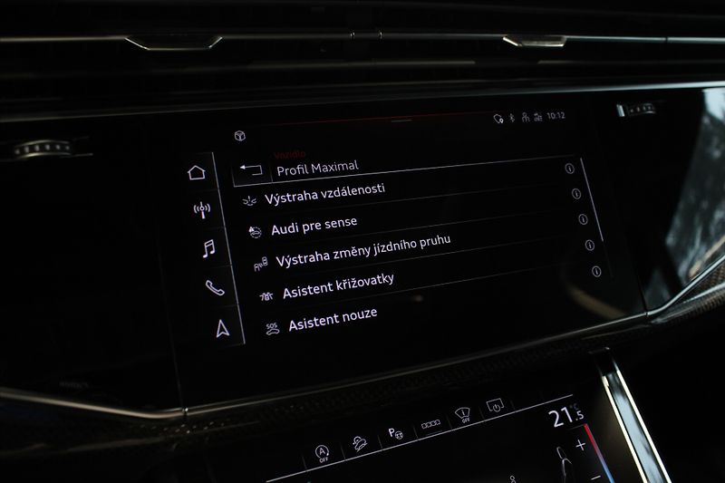 Audi SQ7 TFSi quattro Competition Plus - fotka 22 z 41
