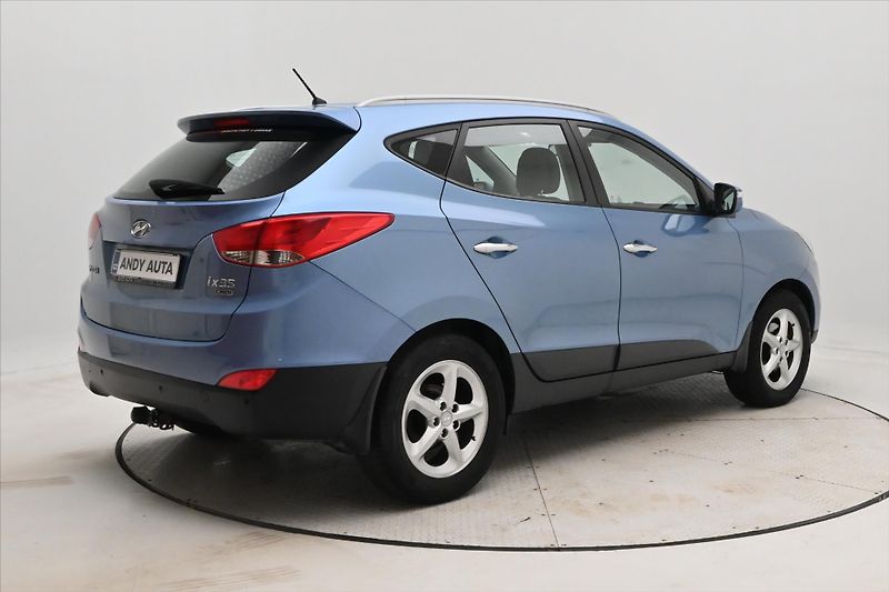 Hyundai ix35 1,7 CRDi 85 kW Tažné Výhřev se - fotka 5 z 30