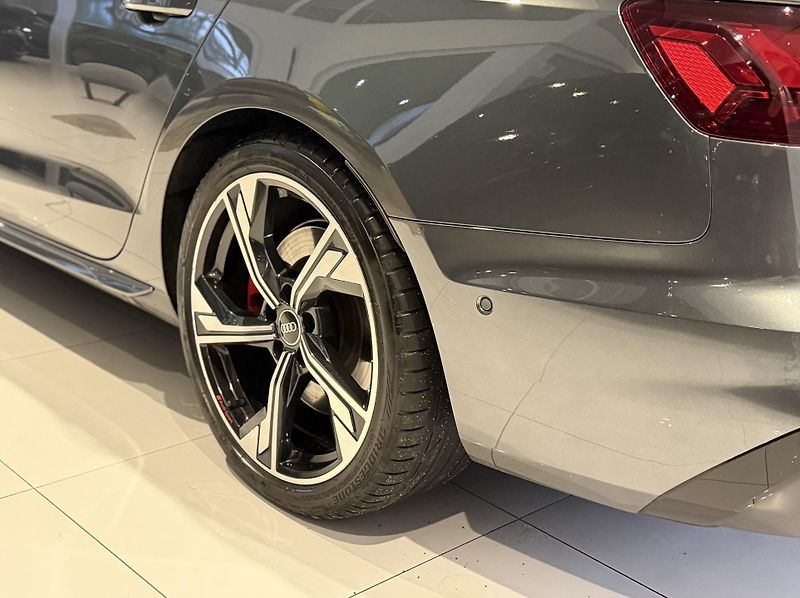 Audi S4 (2023) - fotka 10 z 41