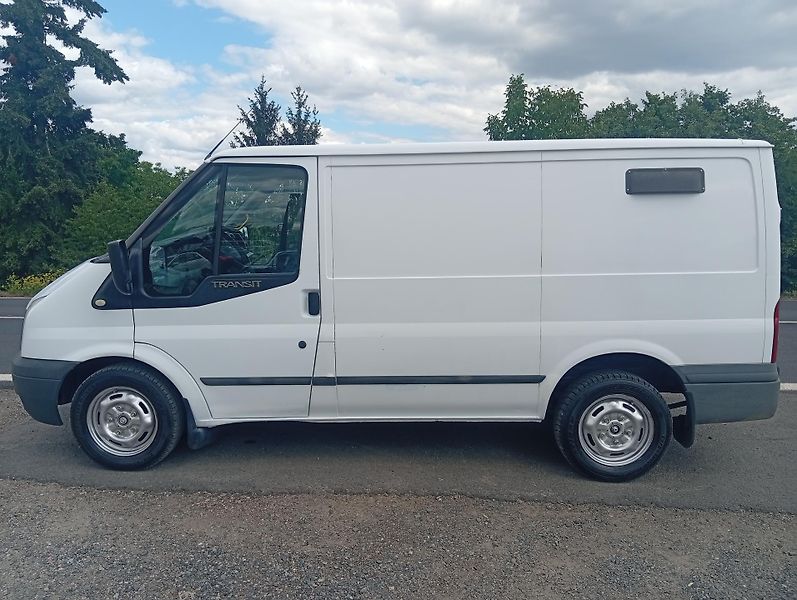 Ford Transit 2.2 TDCi, 63 kW, nová STK - fotka 2 z 16