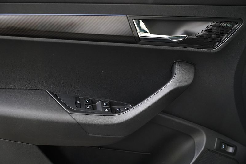 Škoda Karoq - fotka 12 z 30