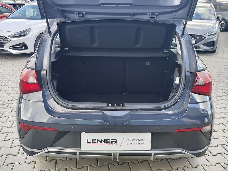 Hyundai i20 1.2i/57kW Wave - fotka 9 z 29