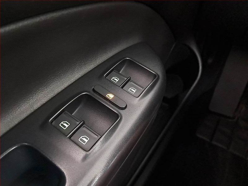 Škoda Octavia (2008) RS 2.0 TDI, Navi, Xenony - fotka 17 z 19