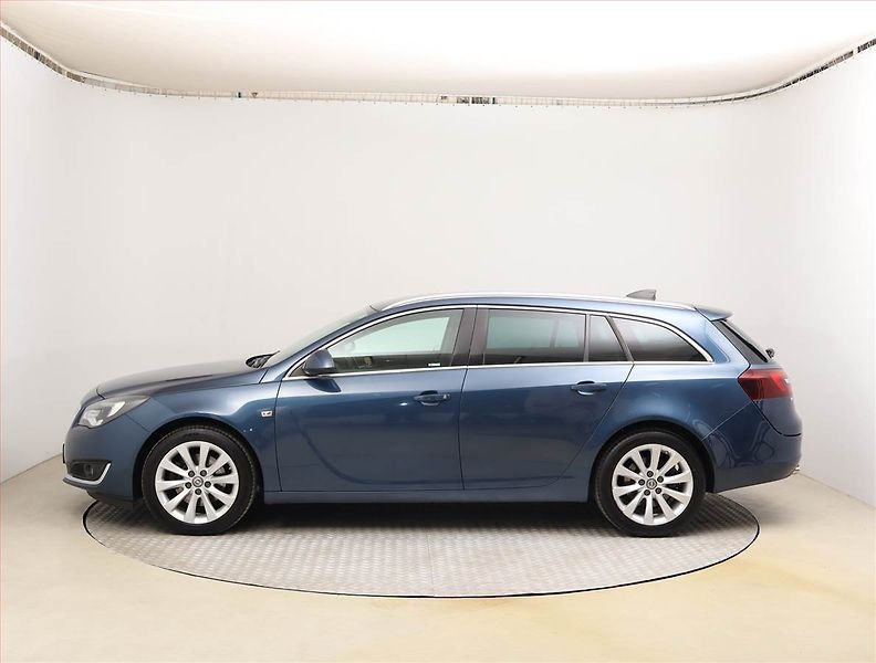 Opel Insignia (2015) 2.0 CDTI, Automat, Navi - fotka 3 z 26