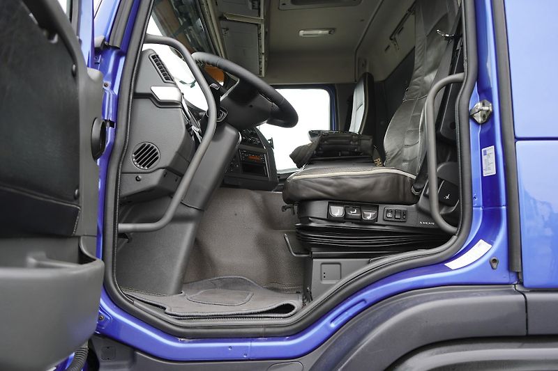 Volvo FM (2011) 420 / 6 X 2 / SKRZYNIOWY + HDS - fotka 41 z 50