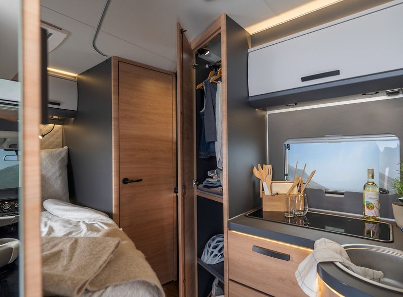 Knaus (2027) L!VE TI 650 MF Platinum Select - fotka 8 z 11