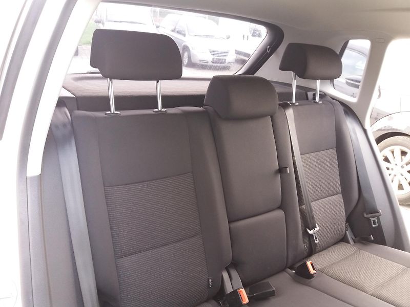 Volkswagen Tiguan 1.4TSi,92kW,SERVISNÍ KNÍŽKA!! - fotka 18 z 20