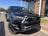 Toyota Hilux 2.8 Invincible - náhled 1