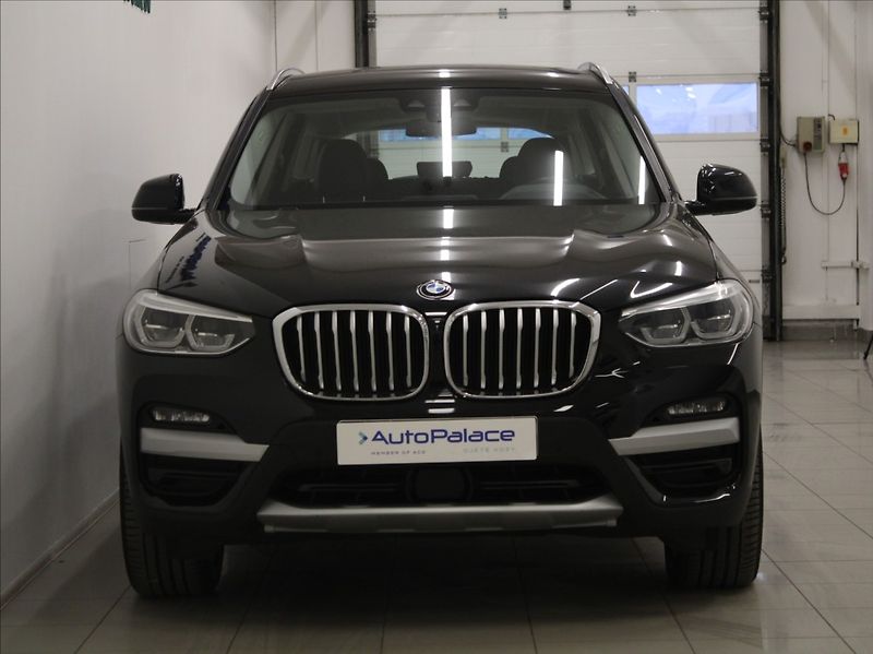 BMW X3 2,0 20xd 1.maj.ČR Výprodej! - fotka 2 z 25
