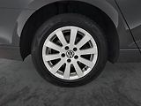 Volkswagen Passat (2015) Comfortline 2.0 TDI, Automat - náhled 15