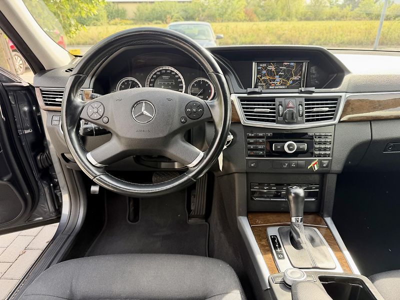 Mercedes-Benz Třídy E (2010) 200 CDI AUTOMAT XENONY NAVI!!! - fotka 9 z 19
