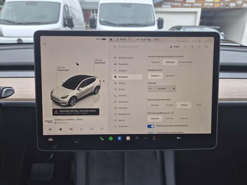 Tesla Model Y LONG RANGE DUAL MOTOR  92% - fotka 24 z 50