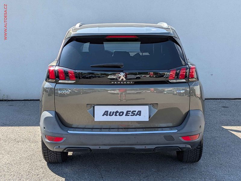 Peugeot 5008 (2017) 1.2PT, servis.kniha - fotka 5 z 19