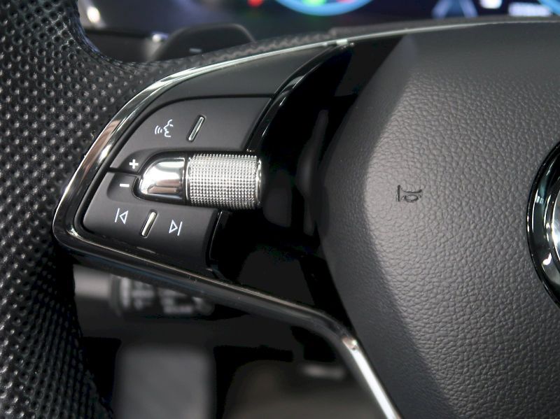 Škoda Octavia (2023) iV STYLE 1.4TSI 110KW DSG NAVI - fotka 19 z 41