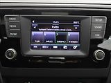 Škoda Rapid 1,2 TSI 81kW 1.maj.ČR 47tkm! - náhled 19