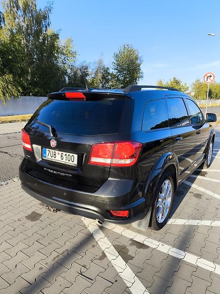 Fiat Freemont (2014) 2.0 JTD, 7-míst, nová STK - fotka 8 z 24