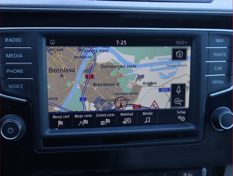 Volkswagen Passat (2017) Highline 2.0 TDI, 4X4 - fotka 16 z 21