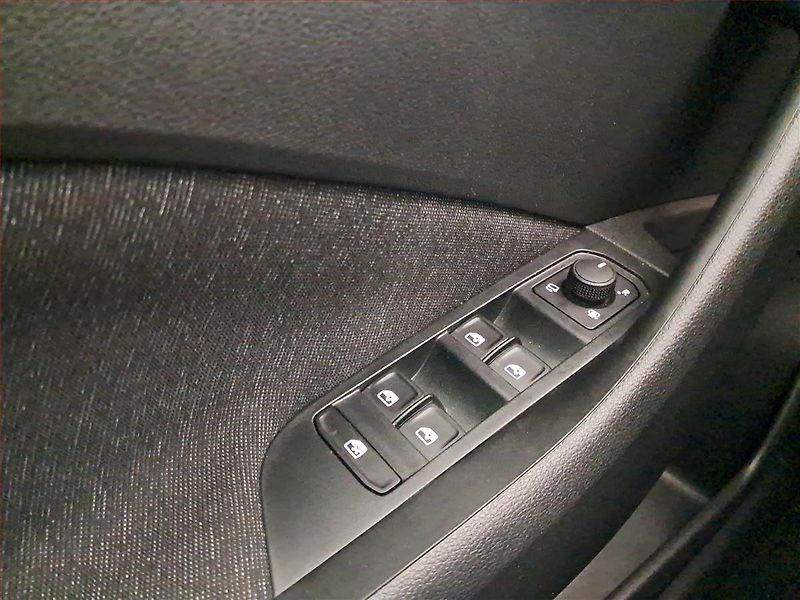 Škoda Scala (2025) Top Selection 1.0 TSI - fotka 16 z 17