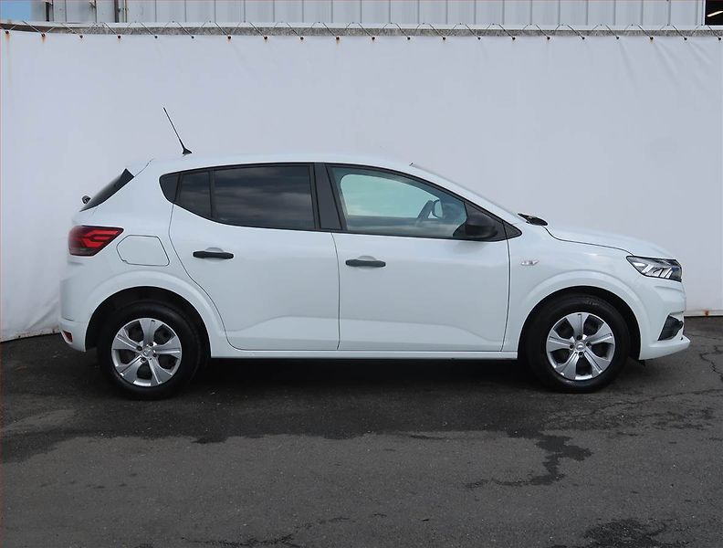 Dacia Sandero (2021) 1.0 SCe, ČR,1.maj, Tempomat - fotka 6 z 16