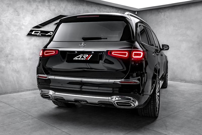 Mercedes-Benz GLS 4MATIC MAYBACH - fotka 5 z 27