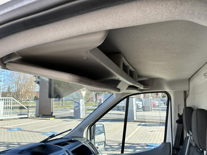 Ford Transit 2.0TDCi -77kW L3-310,1.MAJITEL - fotka 19 z 25