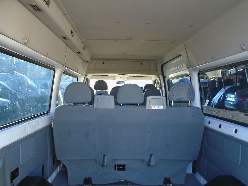 Ford Transit (2013) 2.2 TDCi L3H2 BUS 9 míst * - fotka 18 z 33