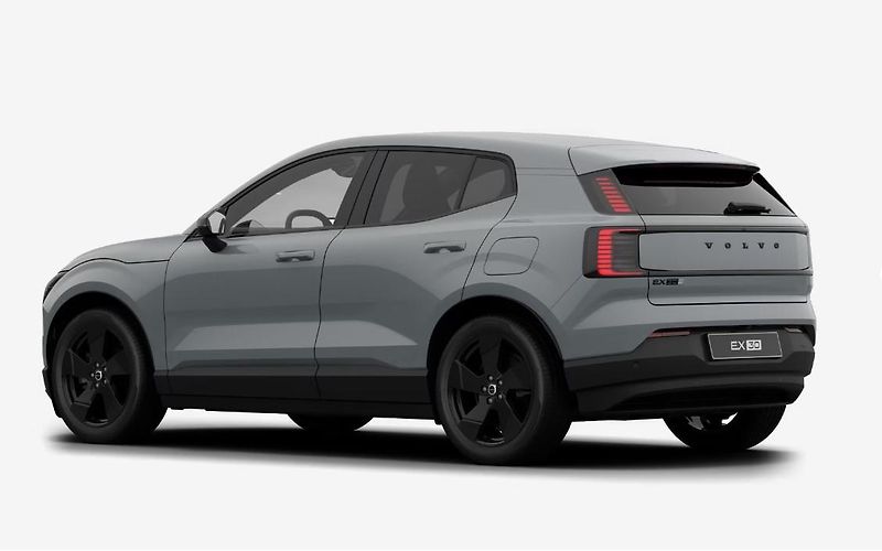 Volvo EX30 (2026) BLACK EDITION P5 ELECTRIC PLUS - fotka 6 z 13