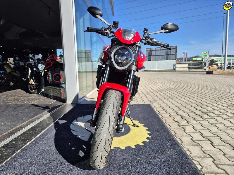Ducati Monster (2021) - fotka 9 z 21