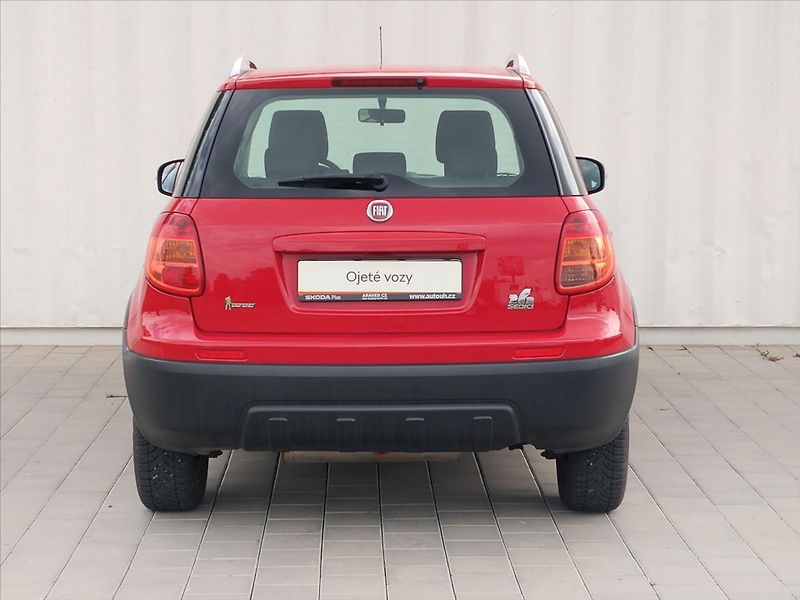 Fiat Sedici 1,6   1.6 16V 88Kw 4X4 - fotka 15 z 21