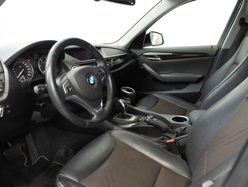 BMW X1 xDrive20d - fotka 11 z 22
