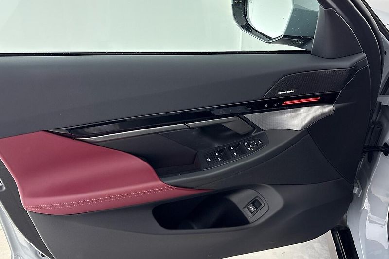 BMW Řada 5 540d xDrive Sedan - fotka 16 z 24