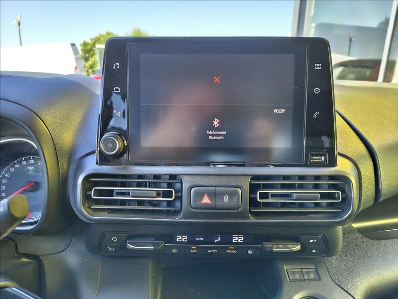 Opel Combo 1,5 CDTi Elegance Plus 96kw - fotka 14 z 17