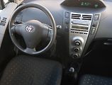 Toyota Yaris (2008) 1.0 VVT-i, nová STK, Klima - náhled 7
