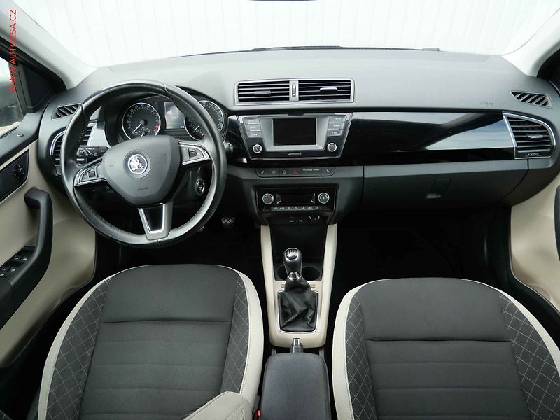 Škoda Fabia (2015) 1.4 TDi, ČR, Style - fotka 8 z 23
