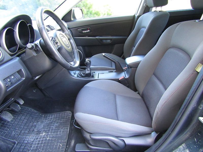 Mazda 3 (2009) 1.6 16V 77kW  CZ PŮVOD - fotka 19 z 35