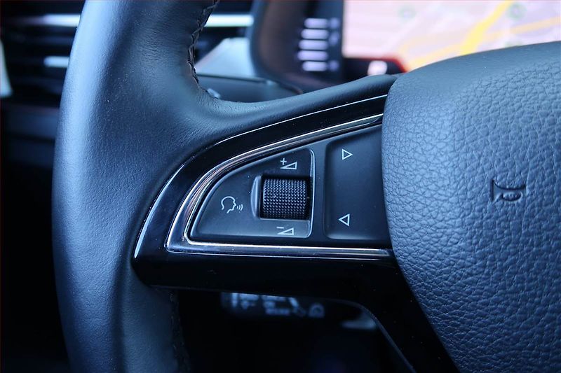 Škoda Kamiq (2019) 1.0 TSI, Automat, Navi - fotka 23 z 27