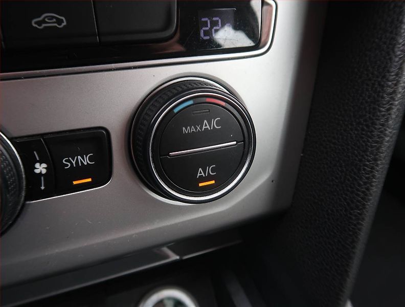Volkswagen Passat (2015) Comfortline 1.6 TDI - fotka 17 z 24