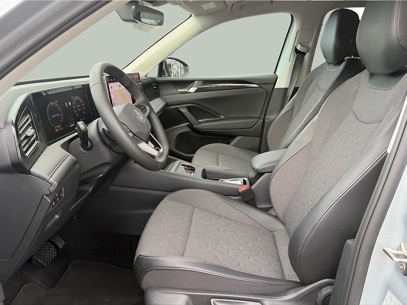 Volkswagen Tiguan 1.5TSi People 150kW eHybrid - fotka 12 z 20