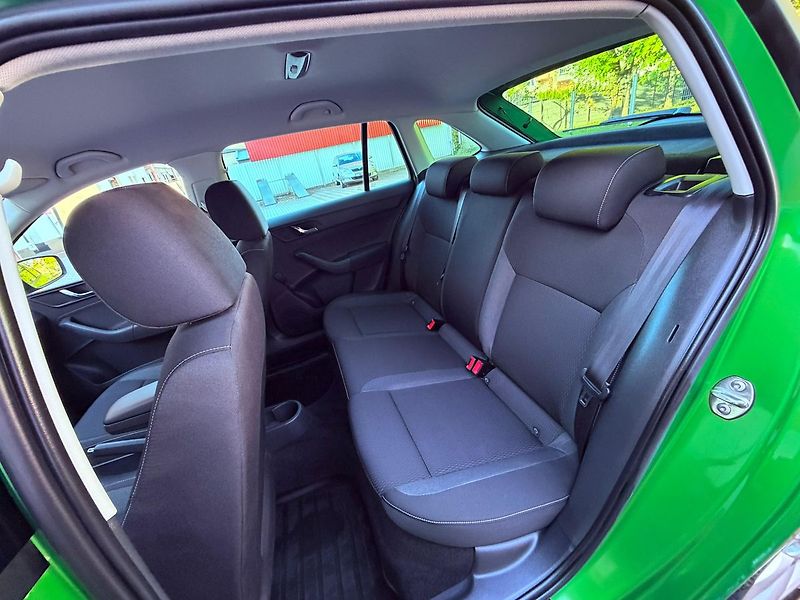 Škoda Rapid 1.2 TSi Ambition Fresh, ČR - fotka 11 z 21