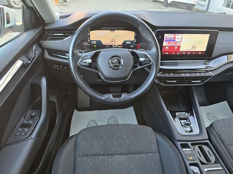 Škoda Octavia (2022) 2,0TDI DSG STYLE 1.Maj. ČR DPH - fotka 9 z 43