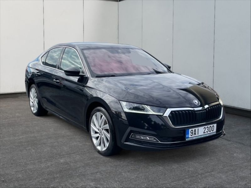 Škoda Octavia 2,0 TDI 110 Style AT - fotka 1 z 11