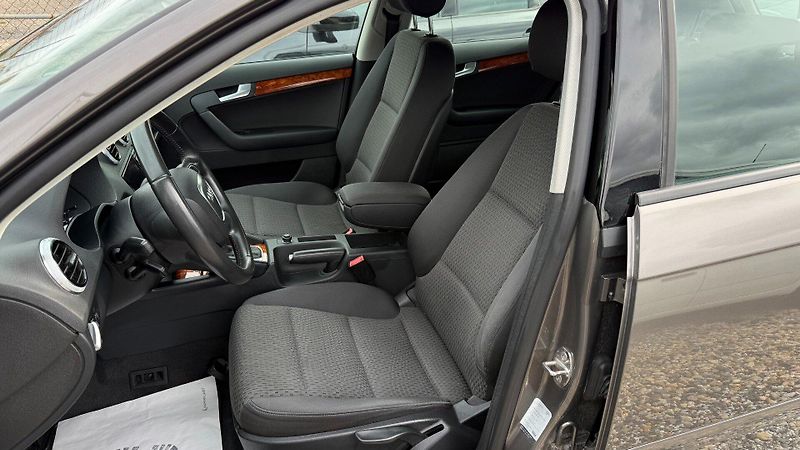 Audi A3 (2011) 1.4TFSi 92kW REZERVOVANO - fotka 10 z 25