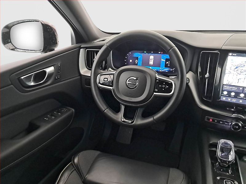Volvo XC60 (2023) B4 AWD - fotka 7 z 32