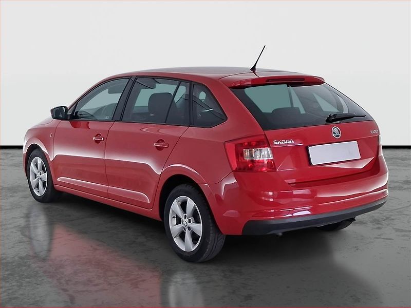Škoda Rapid (2014) Spaceback 1.2 TSI - fotka 4 z 21