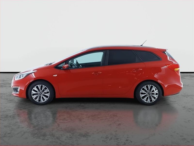 Kia Ceed (2017) 1.6 GDI, Serv.kniha, Tempomat - fotka 3 z 17