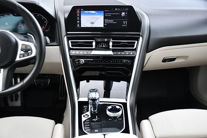 BMW Řada 8 840d xD M-SPORT HUD H/K  - fotka 24 z 62
