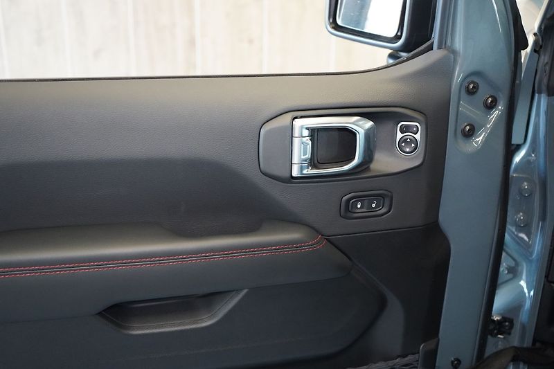 Jeep Wrangler (2026) MOAB 392 V8 - fotka 14 z 47