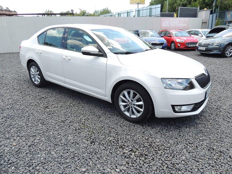 Škoda Octavia (2016) 1.6TDi,81kw,AMB,ČR,2.majitel - fotka 3 z 42