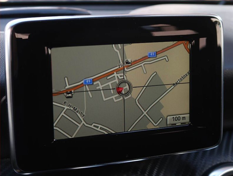 Mercedes-Benz Třídy A (2013) AMG line A 200 CDI, Automat - fotka 20 z 21